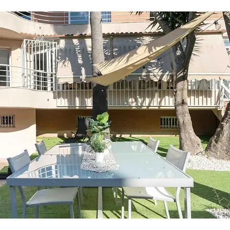 Pool Oasis En